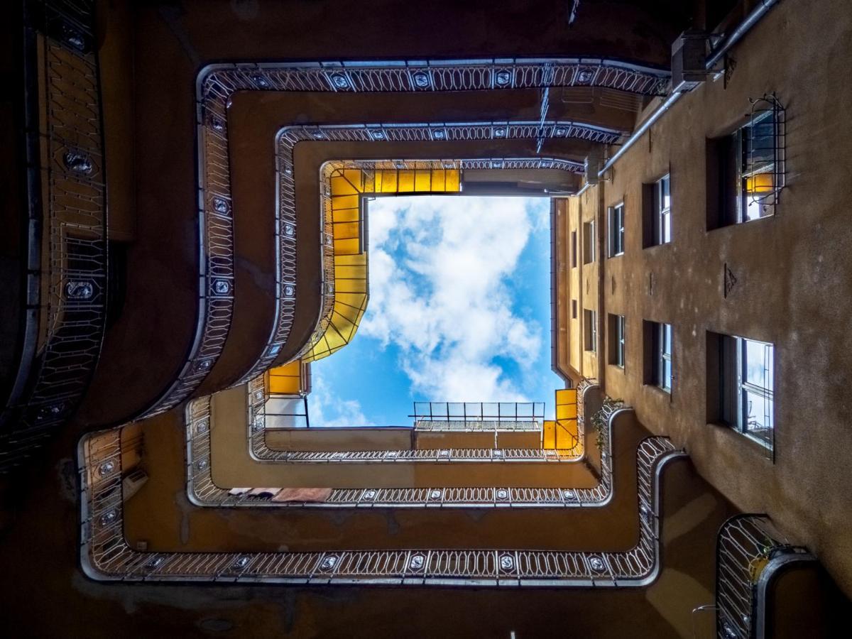 The Birdcage Apartment Budapest Luaran gambar